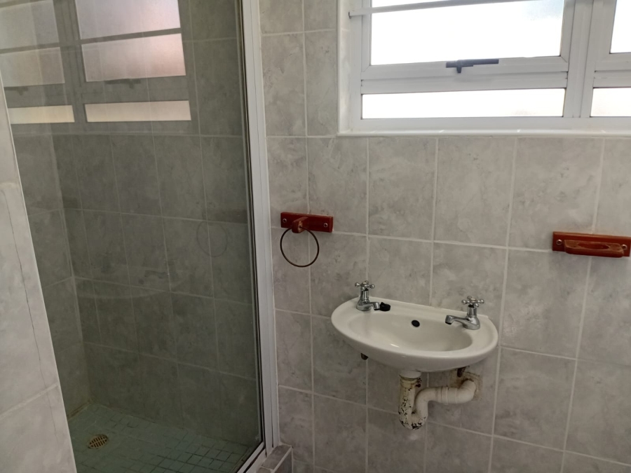 2 Bedroom Property for Sale in Beacon Bay North Eastern Cape